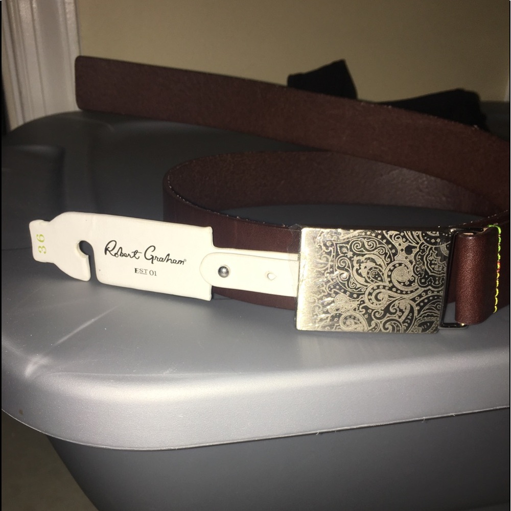 NWT Robert graham belt